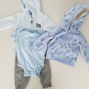 ✦SOLD✦ Carter's outfit with additional hoodie